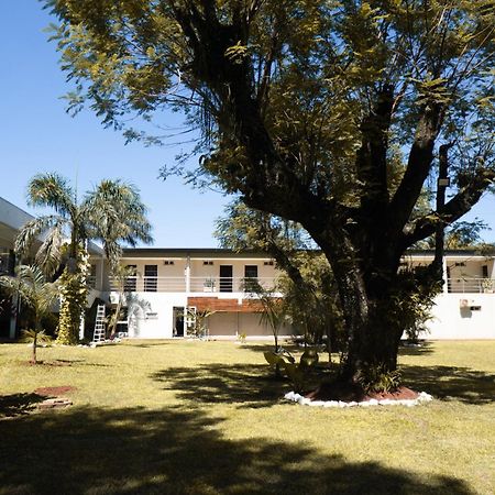 Hotel Oaky Posadas Exteriér fotografie